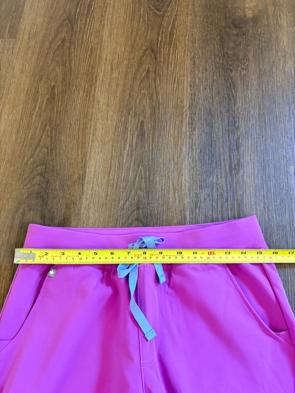 FIGS Ultraberry High Waisted Zamora Jogger Scrub Pants Medium NWOT Limited Color - Picture 13 of 14